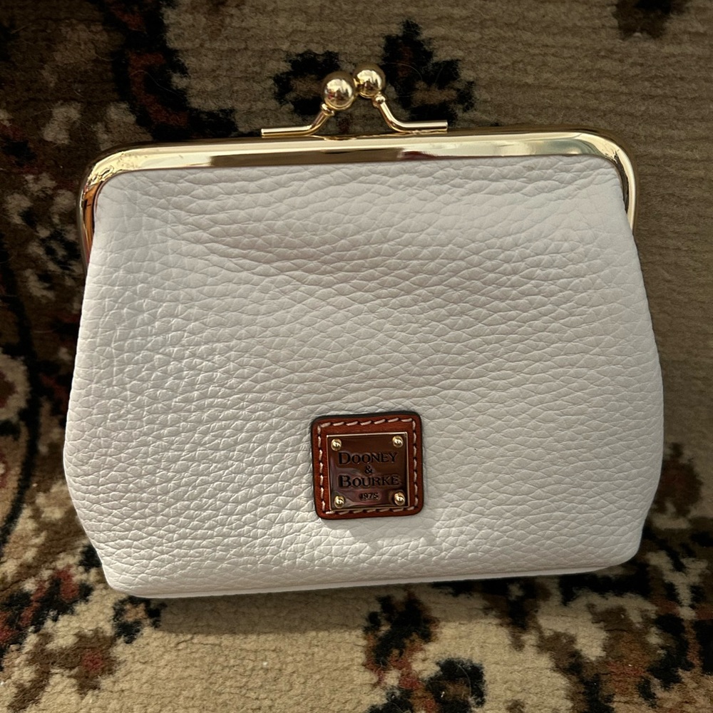 Kisslock coin and card purse